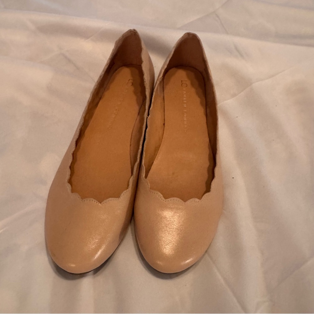 LC Lauren Conrad Nude Leather Scalloped Ballet Flats Women’s Size 9